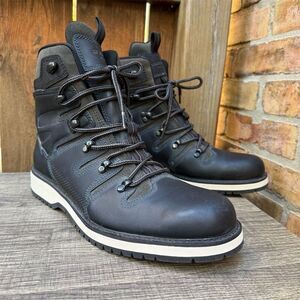 Wolverine Men's Black Waterproof Leather Boots Size 9 US 42 EU